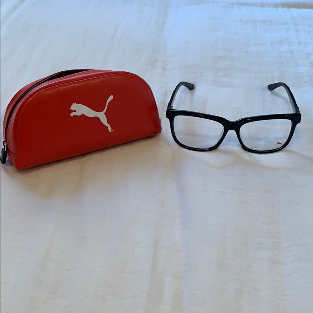 Puma glasses with black matte/shiny stripes & case